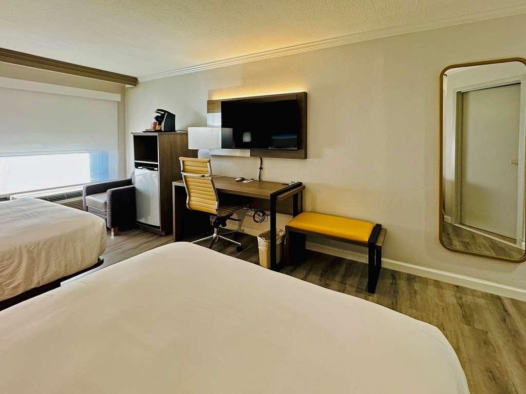 Comfort Inn & Suites Houston I-10 West Energy Corridor الغرفة الصورة