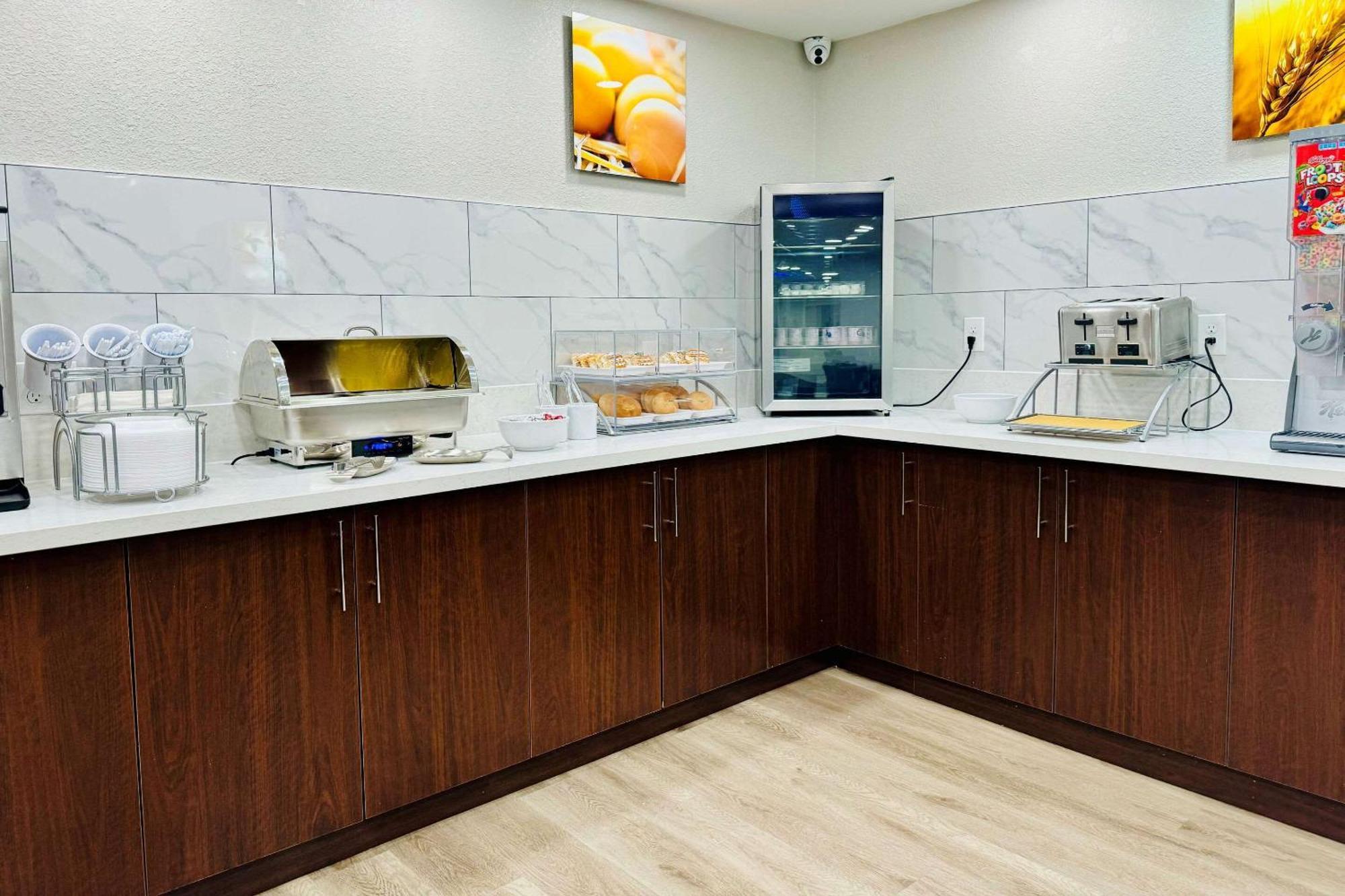 Comfort Inn & Suites Houston I-10 West Energy Corridor المظهر الخارجي الصورة