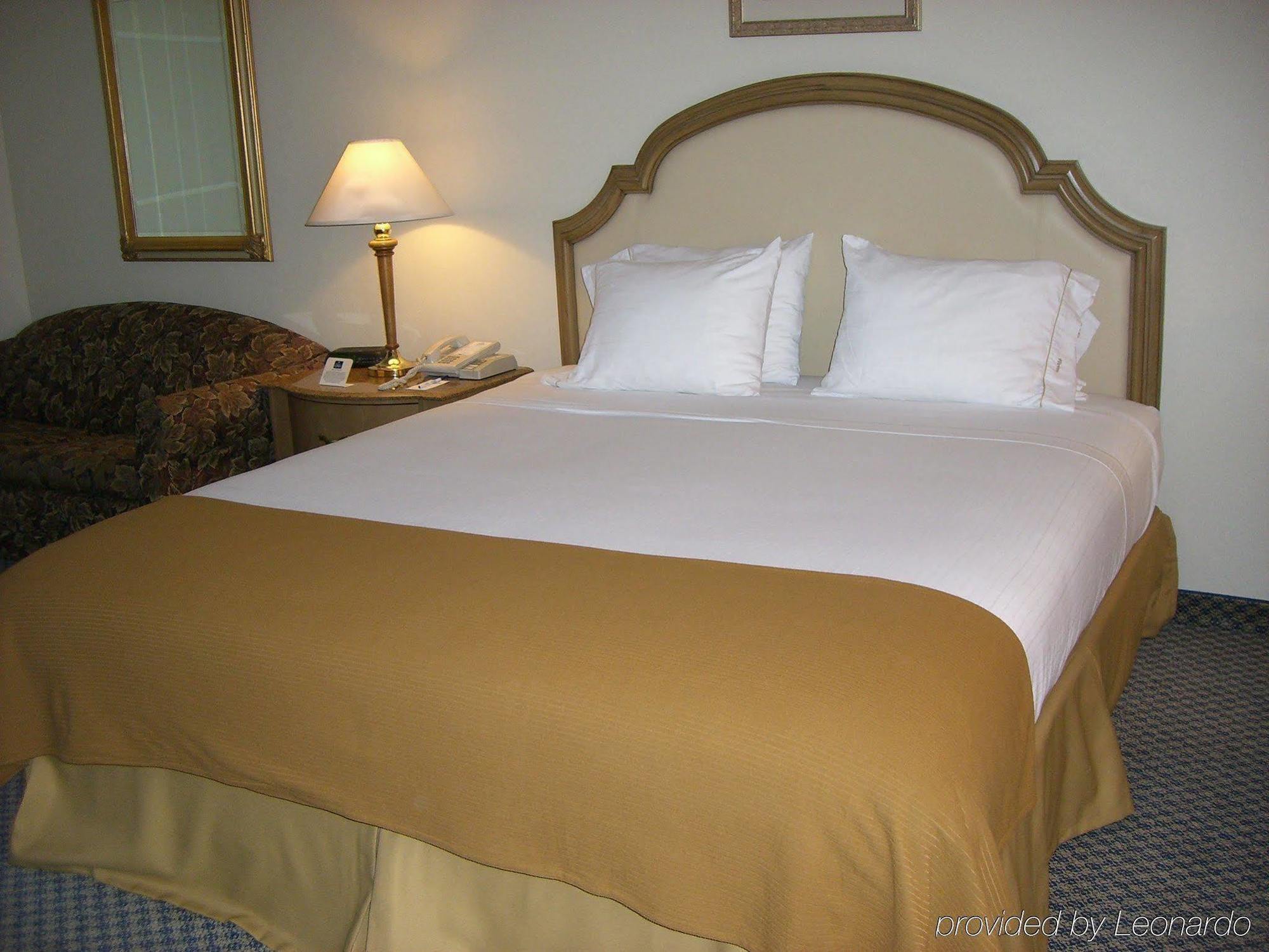 Comfort Inn & Suites Houston I-10 West Energy Corridor الغرفة الصورة