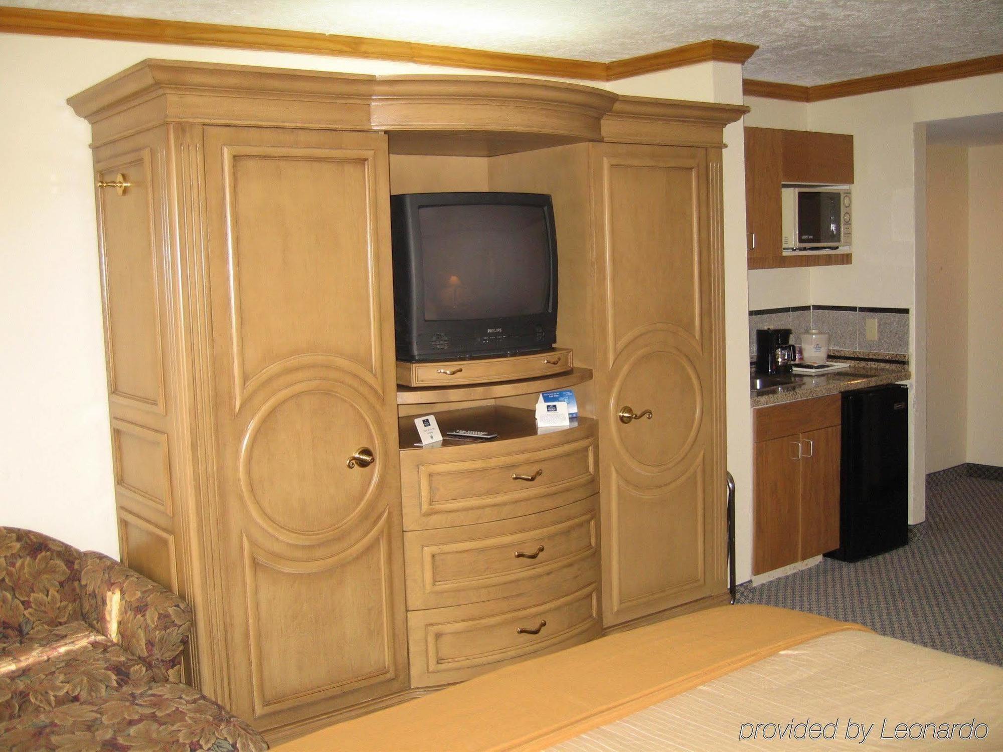 Comfort Inn & Suites Houston I-10 West Energy Corridor الغرفة الصورة